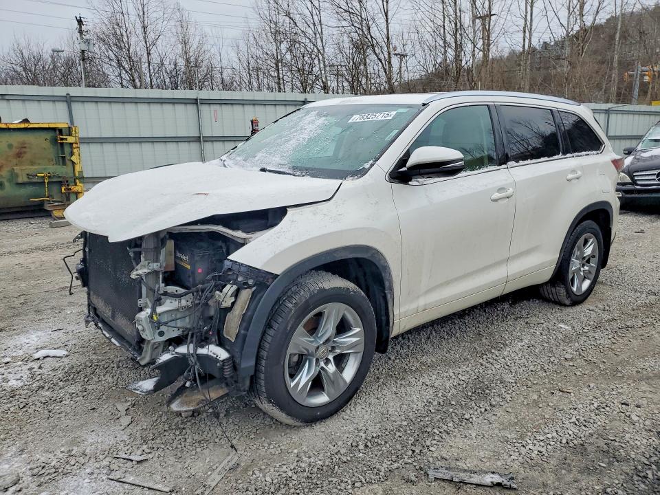 Фото 1 с аукциона – 2015 TOYOTA HIGHLANDER с VIN 5TDDKRFHXFS156937