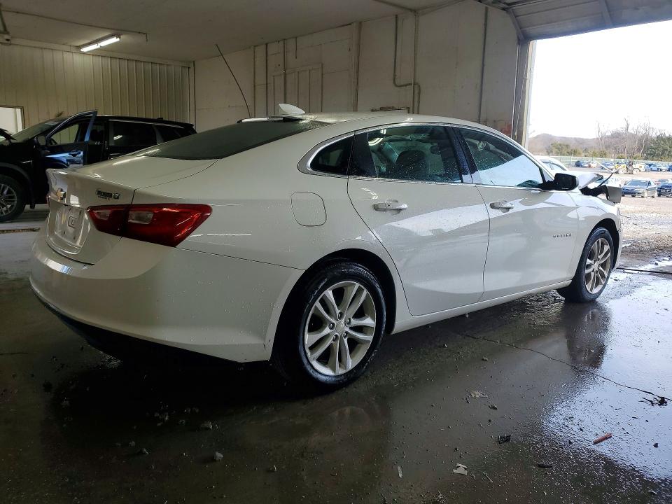 Photo 3 from auction – 2016 CHEVROLET MALIBU with VIN 1G1ZE5ST3GF270983