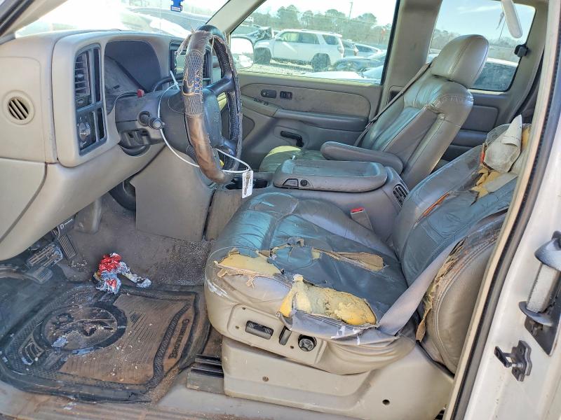 Photo 7 from auction – 2002 CHEVROLET SILVERADO with VIN 2GCEC19T721242243