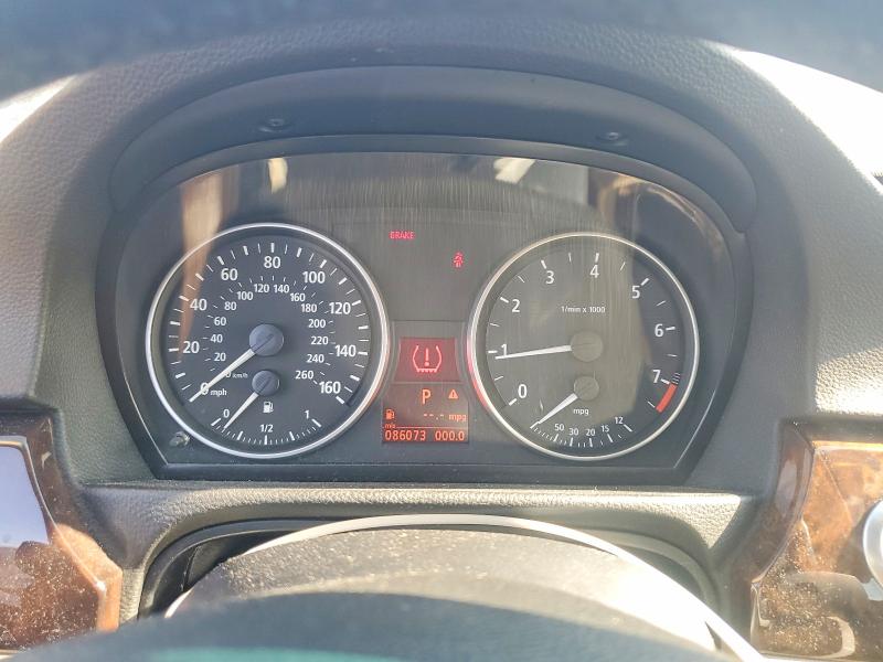 Photo 9 from auction – 2006 BMW 325 I with VIN WBAVB13516KX38705
