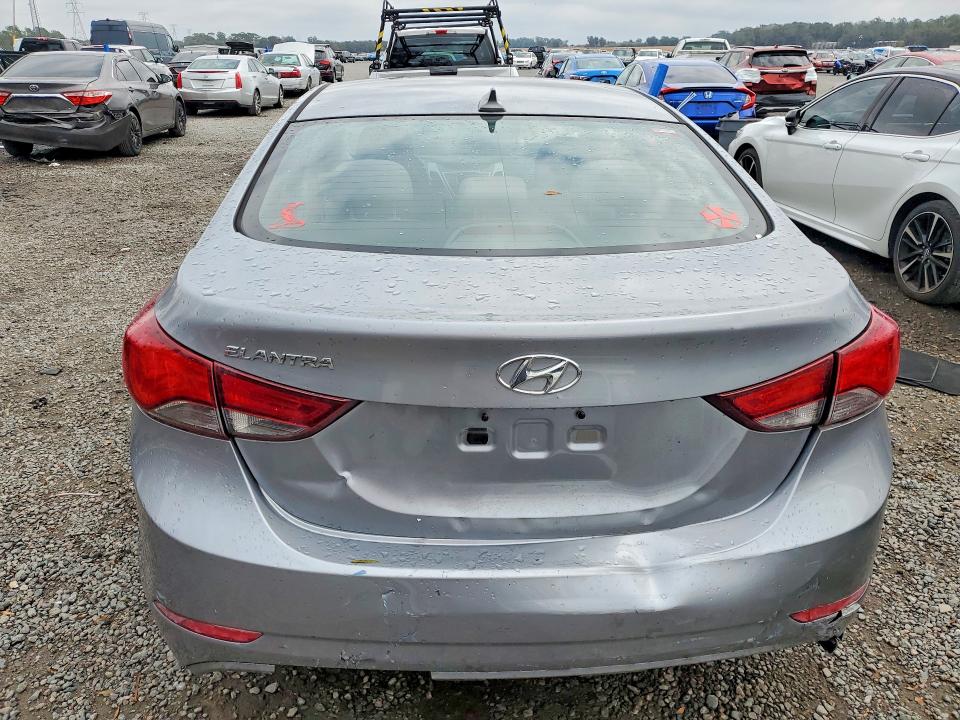 Photo 6 from auction – 2016 HYUNDAI ELANTRA SE with VIN 5NPDH4AE5GH689364