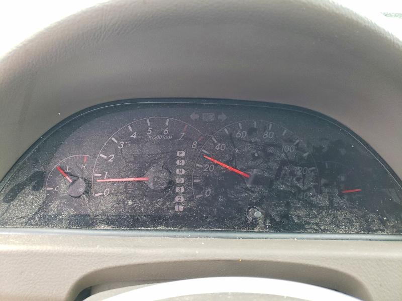 Photo 9 from auction – 2005 TOYOTA CAMRY LE with VIN 4T1BE32K45U634949