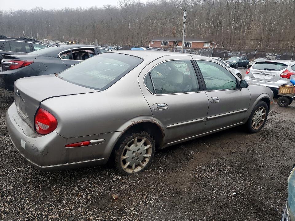 Photo 3 from auction – 2001 NISSAN MAXIMA with VIN JN1CA31D91T628381