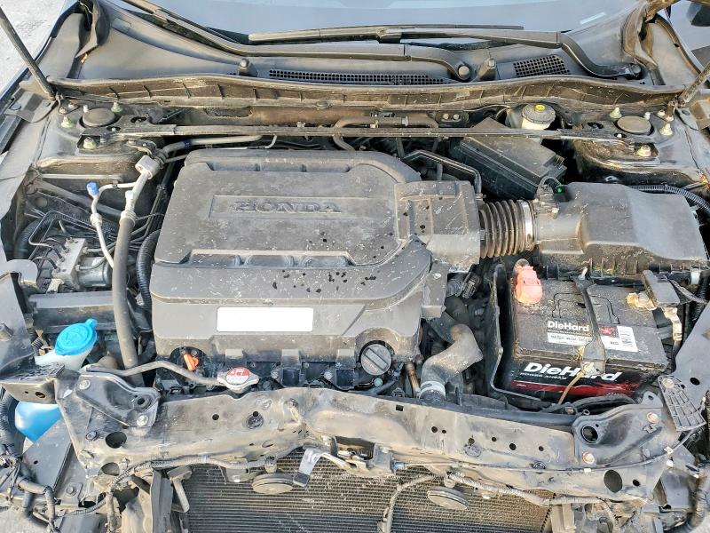 Photo 11 from auction – 2016 HONDA ACCORD with VIN 1HGCR3F87GA010760
