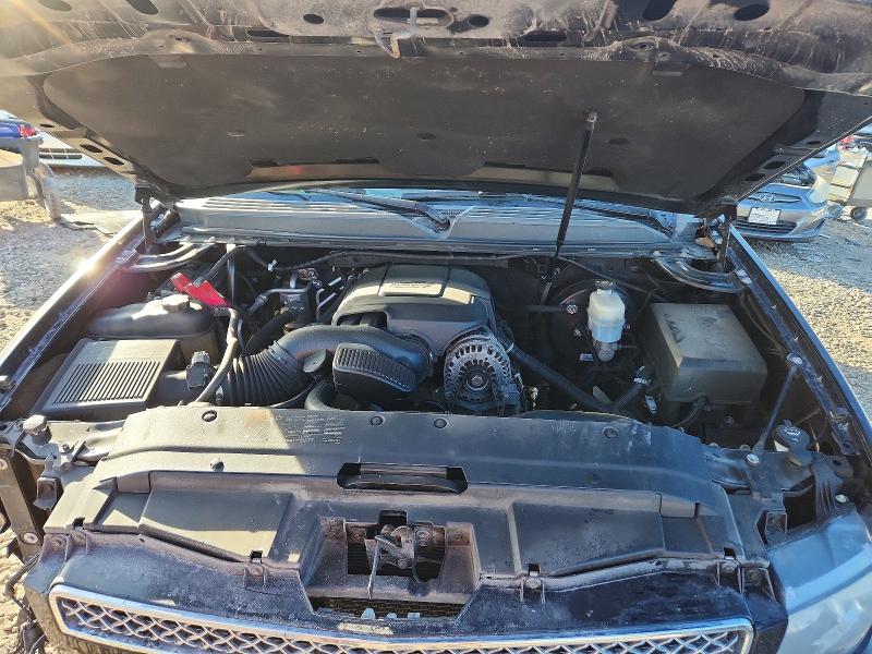 Photo 12 from auction – 2011 CHEVROLET TAHOE with VIN 1GNSKBE03BR365379