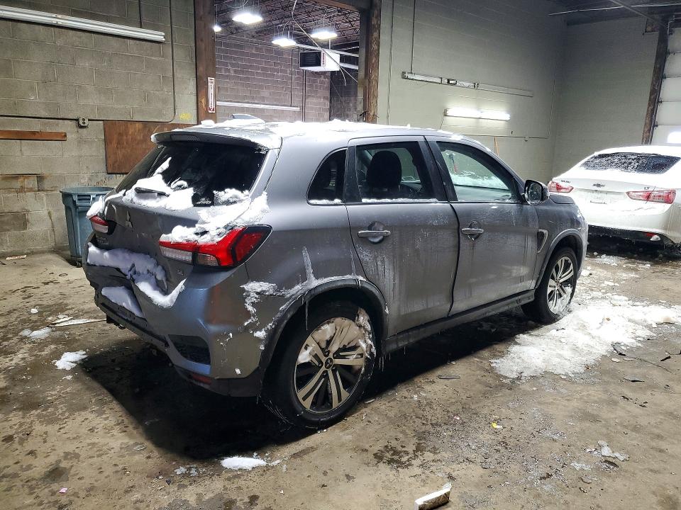 Photo 3 from auction – 2020 MITSUBISHI OUTLANDER with VIN JA4AR3AU4LU023429