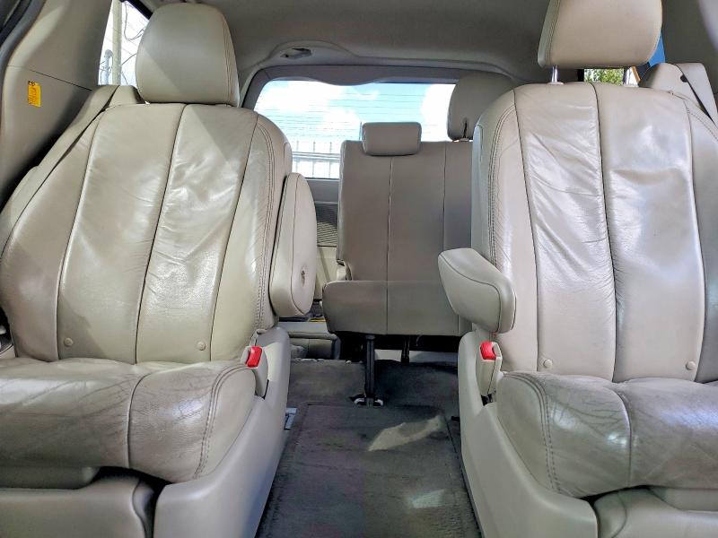 Foto 10 de la subasta – 2011 TOYOTA SIENNA XLE con VIN 5TDDK3DCXBS021794