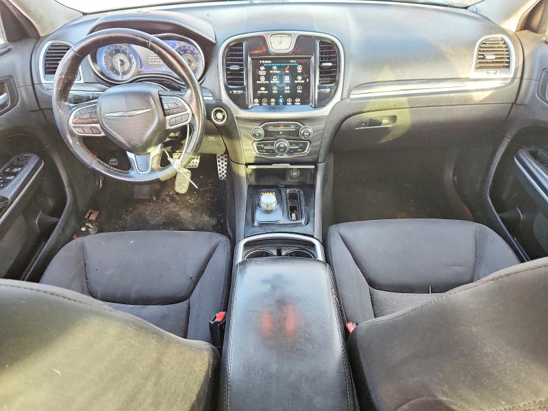 Photo 8 from auction – 2021 CHRYSLER 300 with VIN 2C3CCAAGXMH598948