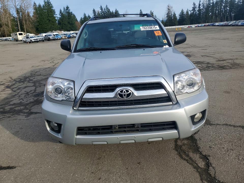 Photo 5 from auction – 2007 TOYOTA 4RUNNER SR with VIN JTEBU14R270117645