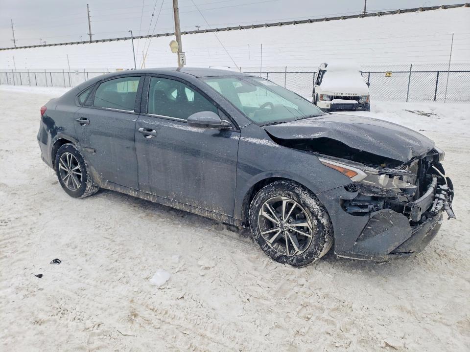 Photo 4 from auction – 2023 KIA FORTE with VIN 3KPF24AD7PE536457