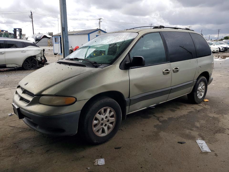 DODGE CARAVAN 2000 with VIN 1B4GP45R9YB504715 - Photo from auction
