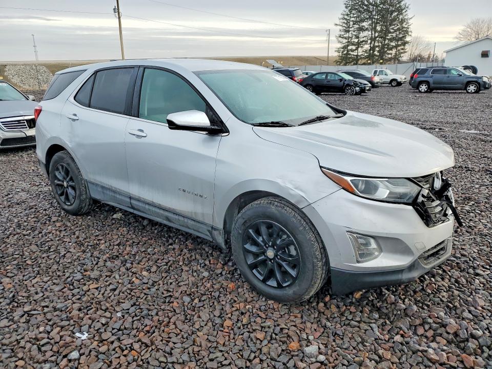 Photo 4 from auction – 2019 CHEVROLET EQUINOX with VIN 2GNAXKEV4K6183050