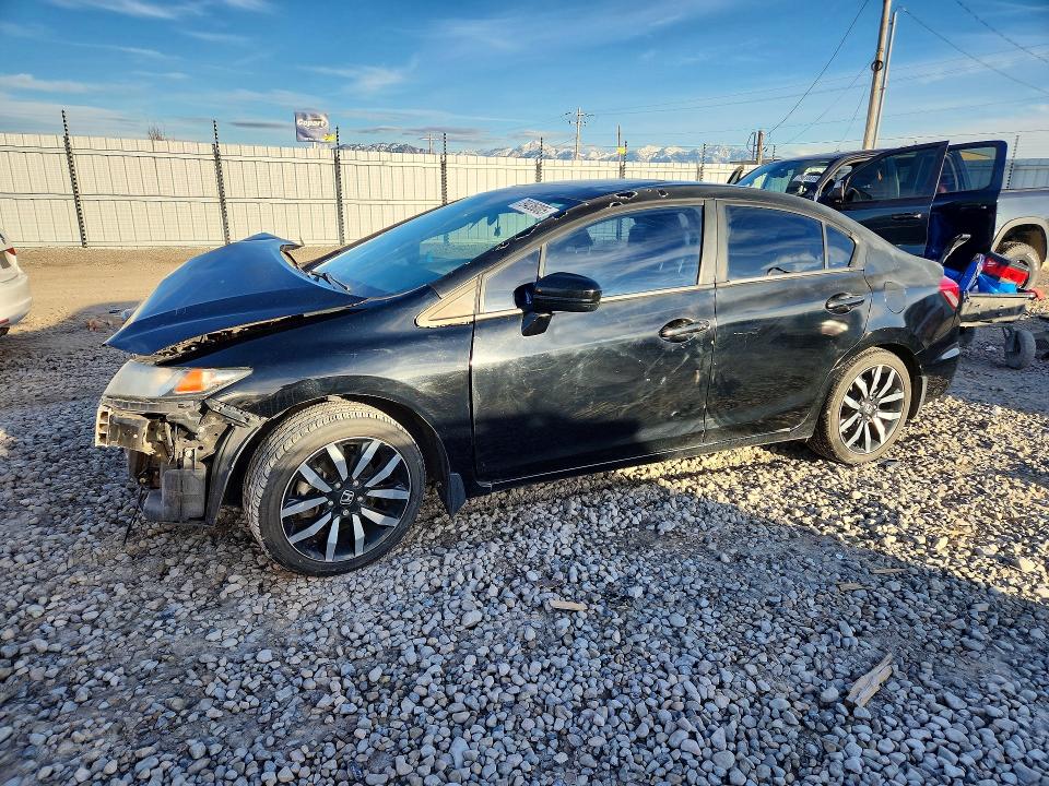 HONDA CIVIC 2015 z numerem VIN 19XFB2F9XFE264980 - Zdjęcie z aukcji