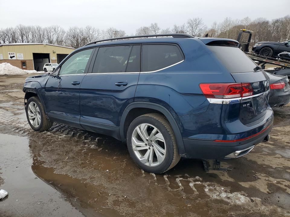 Photo 2 from auction – 2021 VOLKSWAGEN ATLAS SE with VIN 1V2KR2CA2MC539303