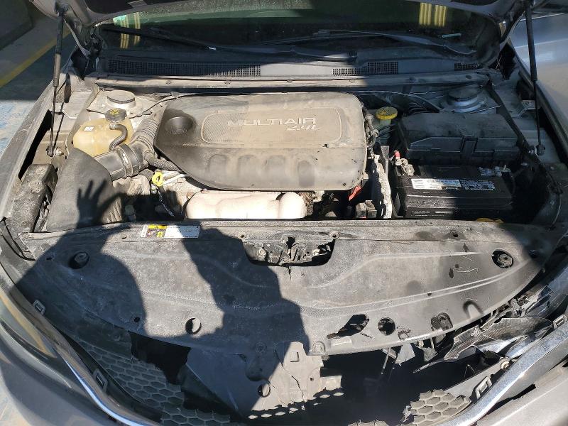 Photo 11 from auction – 2015 CHRYSLER 200 with VIN 1C3CCCAB7FN702158