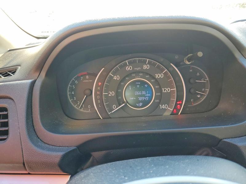 Photo 9 from auction – 2015 HONDA CR-V with VIN 5J6RM4H35FL005813