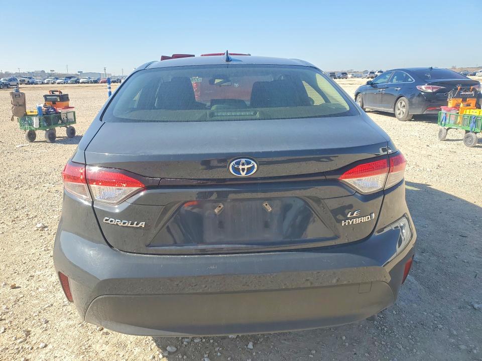 Zdjęcie 6 z aukcji – 2023 TOYOTA COROLLA z VIN JTDBCMFE2P3014324