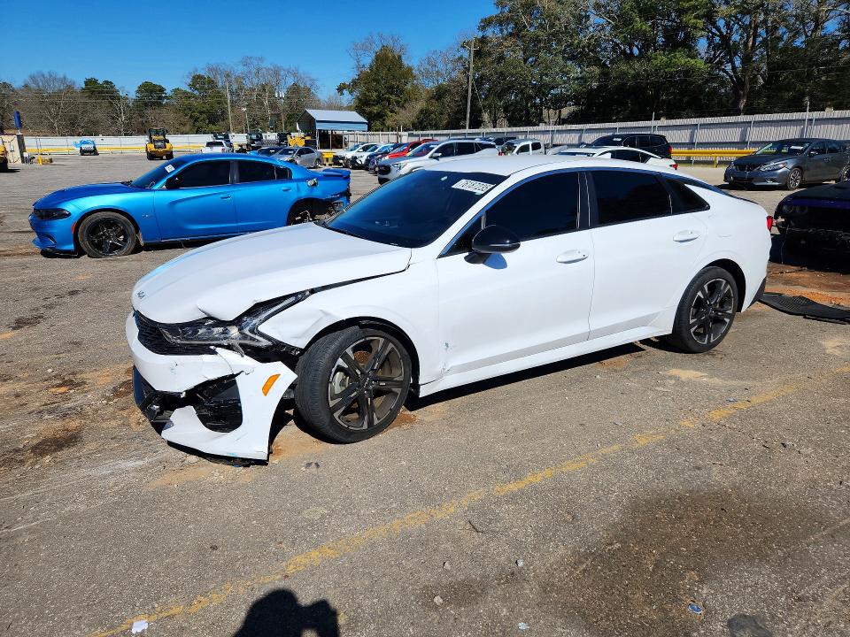 KIA K5 2023 with VIN 5XXG64J20PG177953 - Photo from auction
