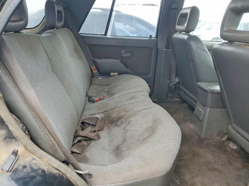 Photo 11 from auction – 1997 ISUZU RODEO with VIN 4S2CM58V0V4302679