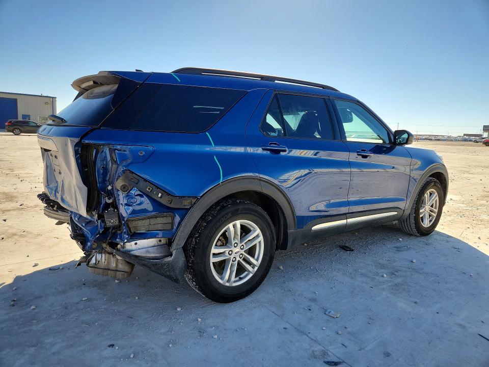 Photo 3 from auction – 2023 FORD EXPLORER with VIN 1FMSK7DH7PGA87744