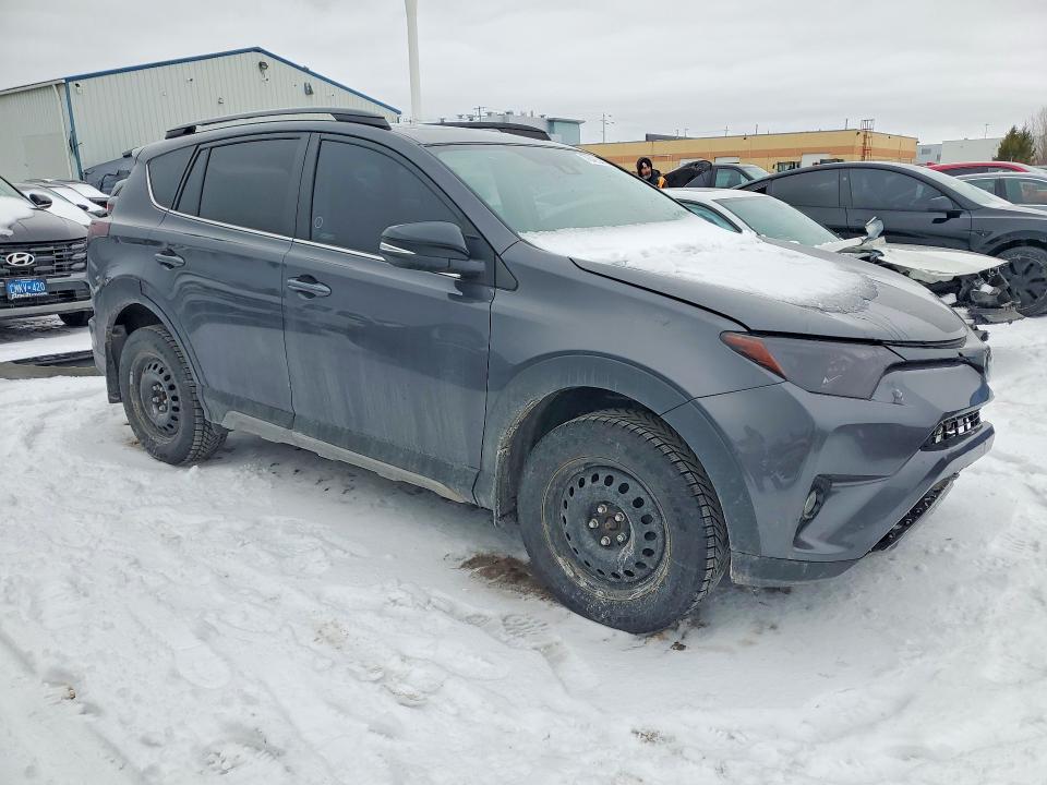 Photo 4 from auction – 2018 TOYOTA RAV4 ADVEN with VIN 2T3RFREV2JW702042
