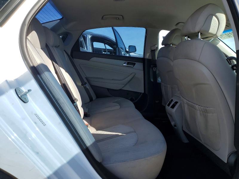 Photo 10 from auction – 2017 HYUNDAI SONATA with VIN KMHE14L28HA061041