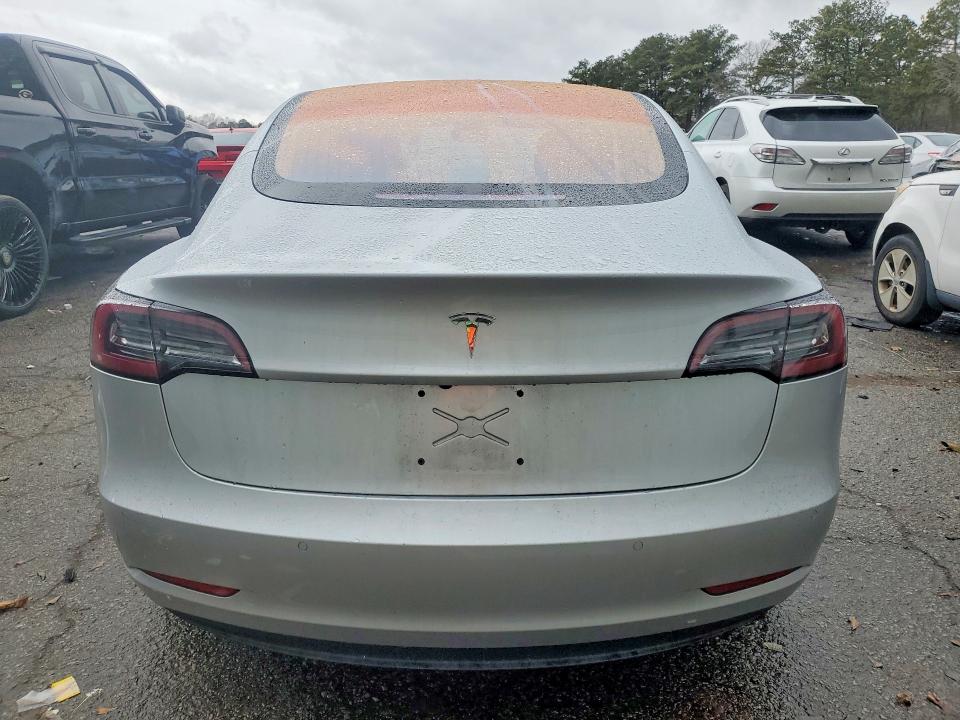 Photo 6 from auction – 2018 TESLA MODEL 3 with VIN 5YJ3E1EA5JF005235