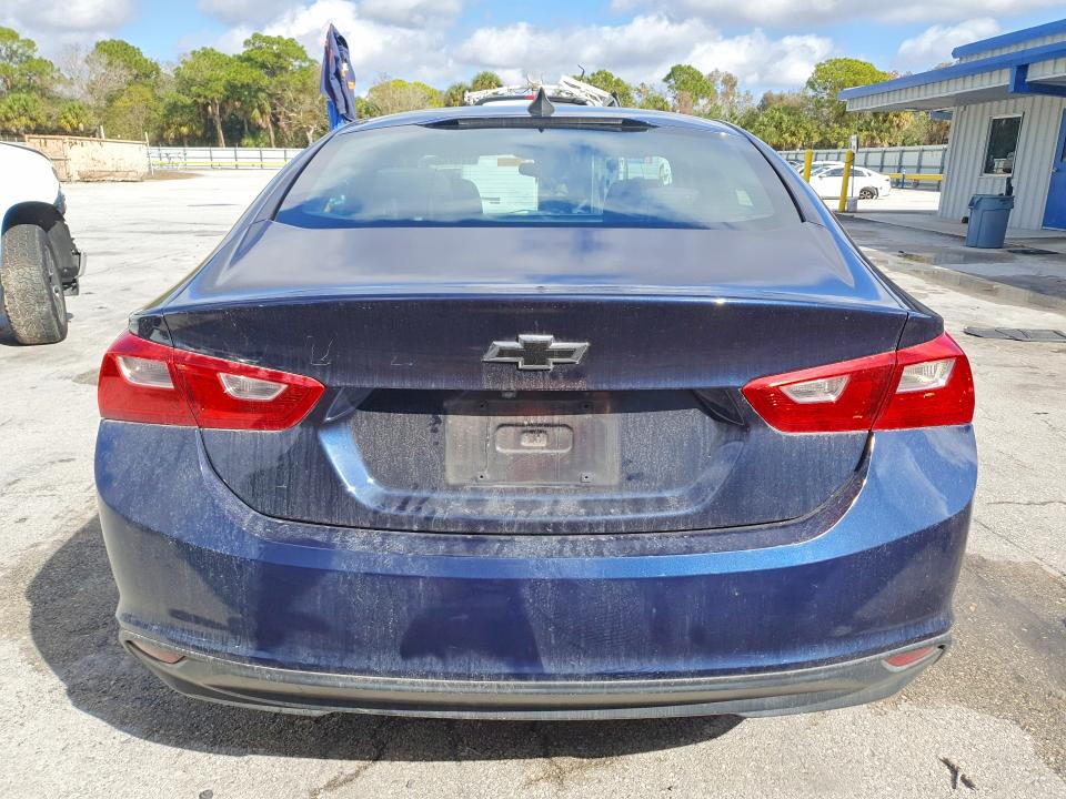 Photo 6 from auction – 2016 CHEVROLET MALIBU with VIN 1G1ZB5ST9GF272262
