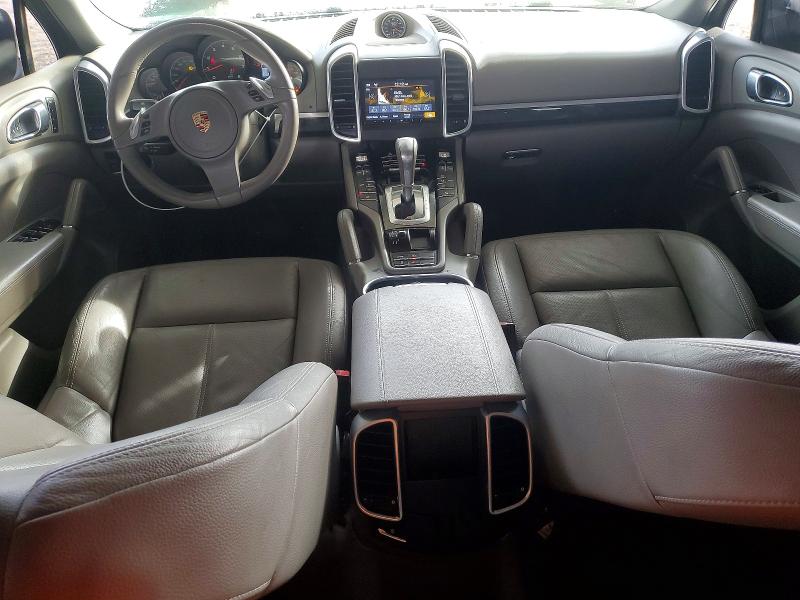 Photo 8 from auction – 2012 PORSCHE CAYENNE with VIN WP1AA2A28CLA09706