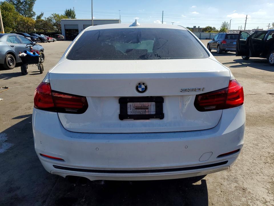 Photo 6 from auction – 2018 BMW 330 with VIN WBA8B9G55JNU96384