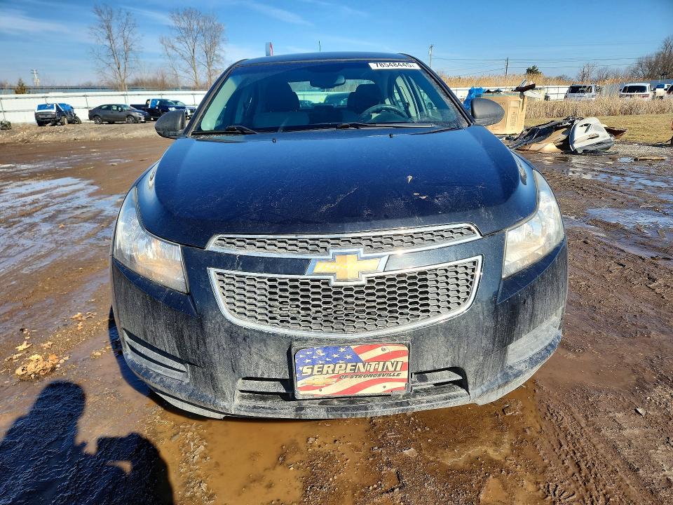 Photo 5 from auction – 2011 CHEVROLET CRUZE with VIN 1G1PC5SH8B7177808