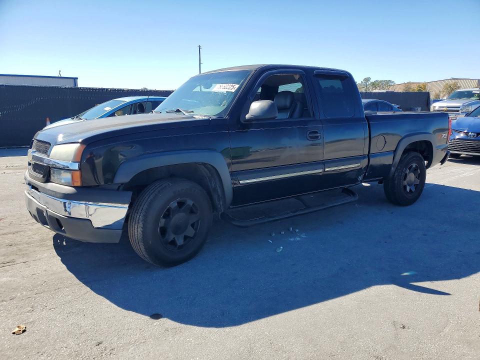 CHEVROLET SILVERADO 2005 with VIN 1GCEK19Z55Z220762 - Photo from auction