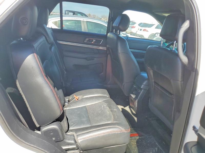 Photo 11 from auction – 2016 FORD EXPLORER with VIN 1FM5K8GTXGGC99086