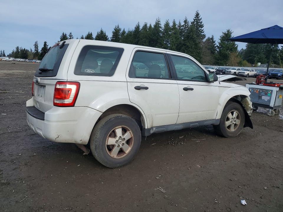 Photo 3 from auction – 2012 FORD ESCAPE with VIN 1FMCU0C72CKC47762