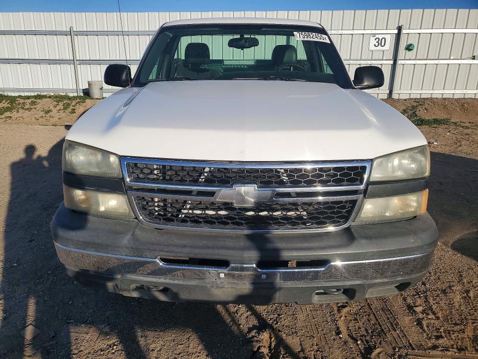 صورة رقم 5 من المزاد - 2007 CHEVROLET SILVERADO مع VIN 1GCEC14V17E137700