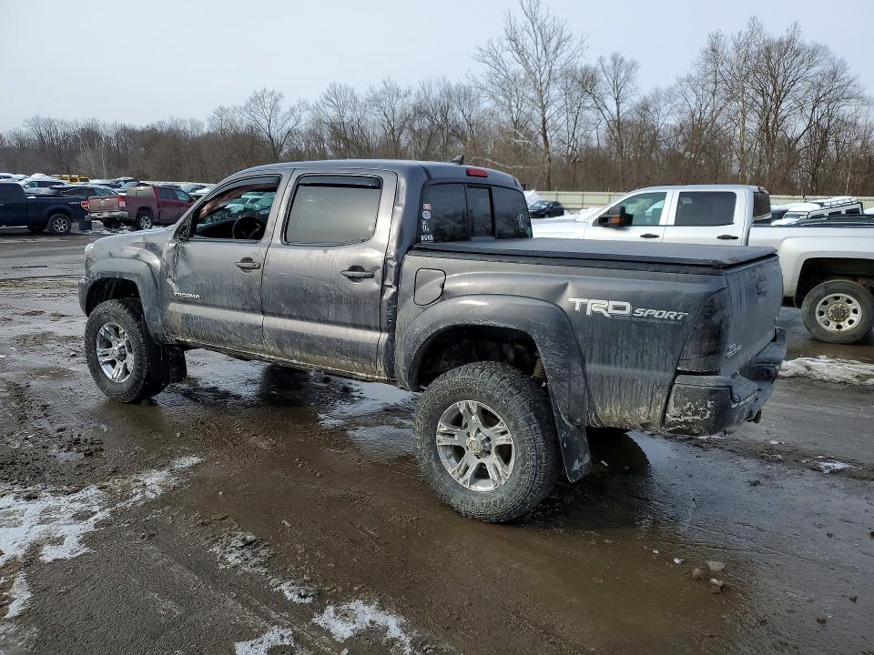 Photo 2 from auction – 2015 TOYOTA TACOMA with VIN 5TFLU4EN1FX144492
