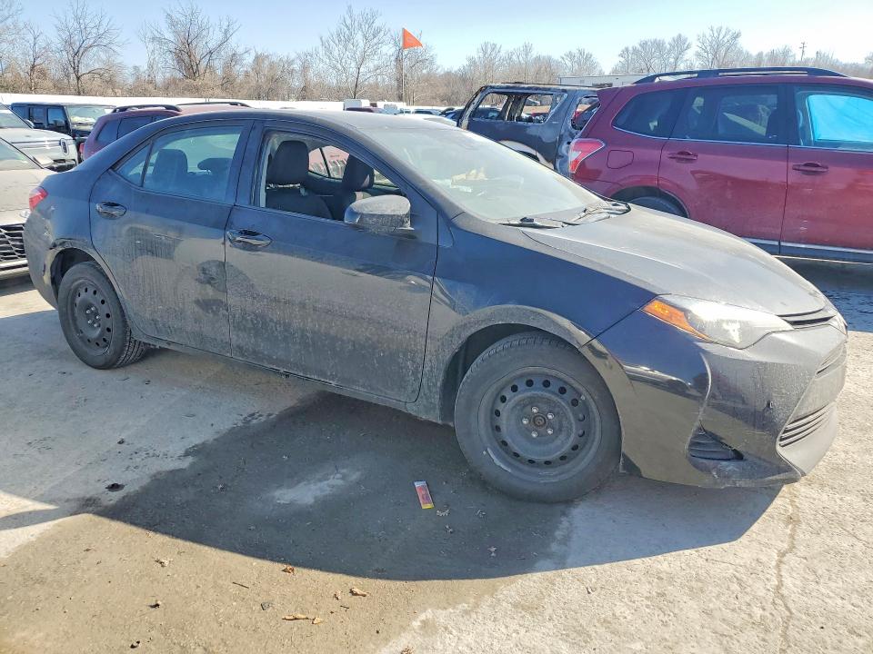 Photo 4 from auction – 2019 TOYOTA COROLLA with VIN 2T1BURHEXKC233779