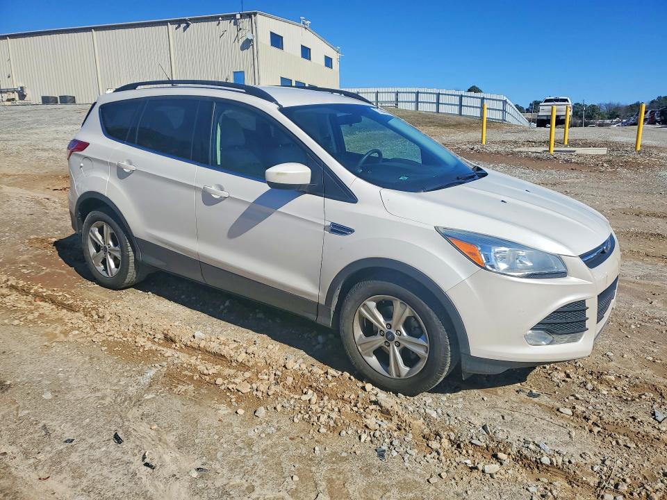Zdjęcie 4 z aukcji – 2014 FORD ESCAPE SE z VIN 1FMCU0GXXEUC65122