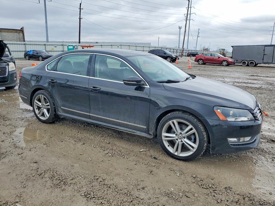 Photo 4 from auction – 2012 VOLKSWAGEN PASSAT with VIN 1VWCN7A38CC012106