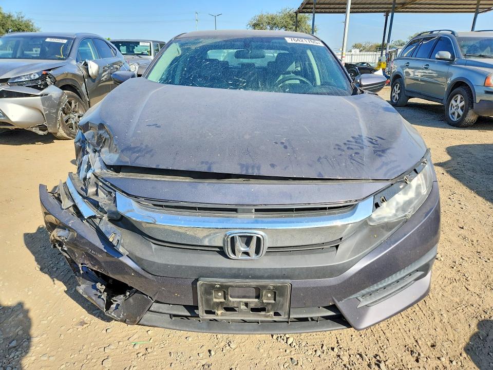 Photo 5 from auction – 2017 HONDA CIVIC with VIN 2HGFC2F53HH522145