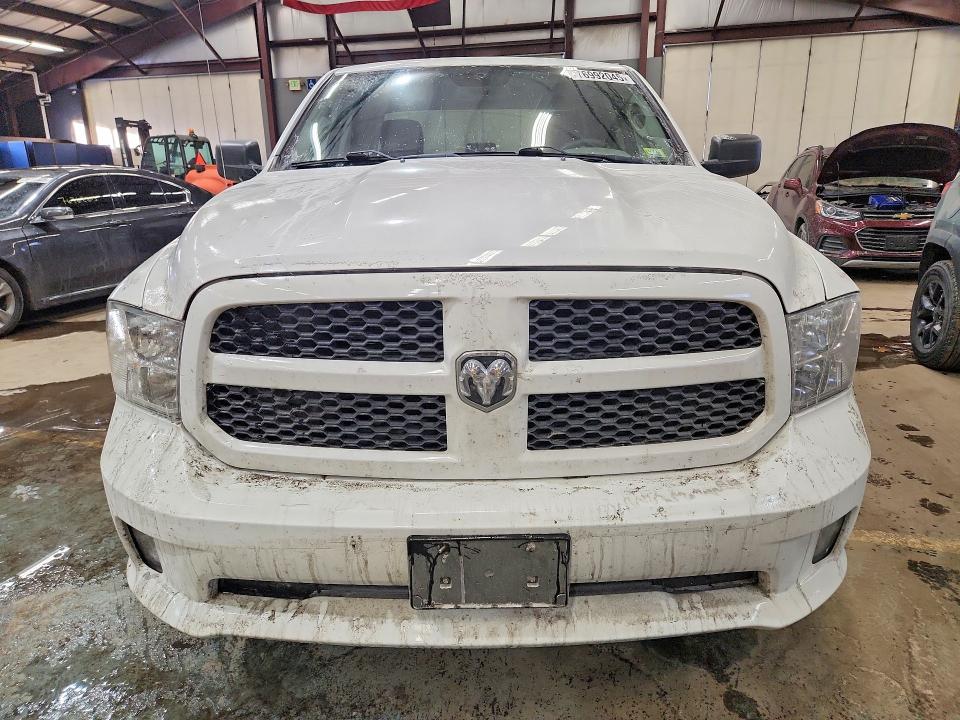 Фото 5 с аукциона – 2019 RAM 1500 CLASS с VIN 1C6RR7FG5KS519117