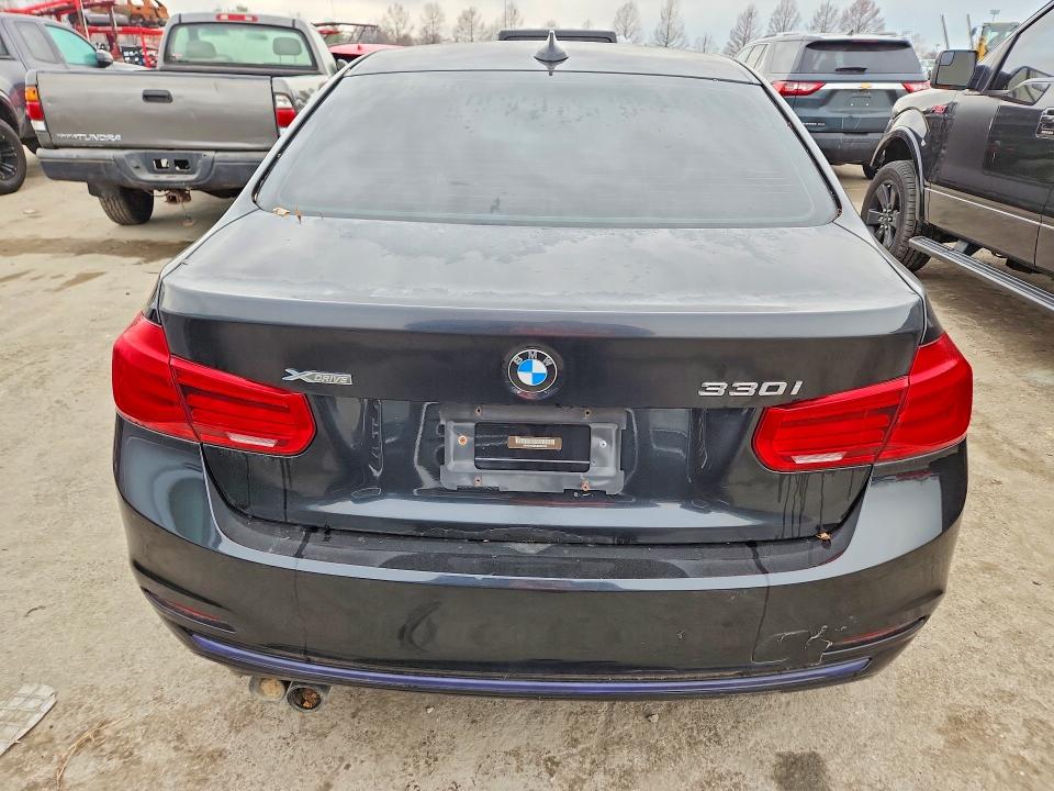 Photo 6 from auction – 2018 BMW 330 with VIN WBA8D9C56JEM32144