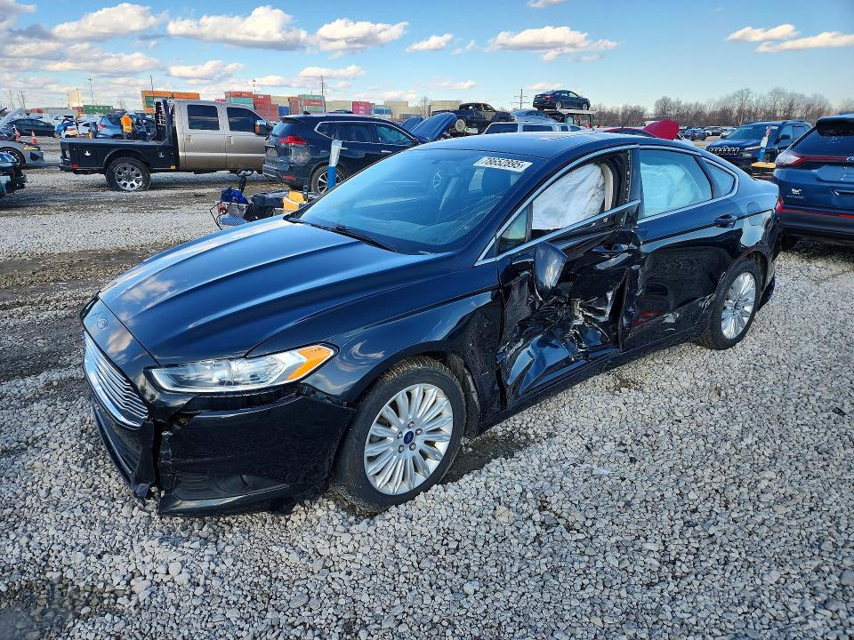 FORD FUSION 2014 مع رقم تعريف المركبة 3FA6P0LU7ER388510 - صورة من المزاد