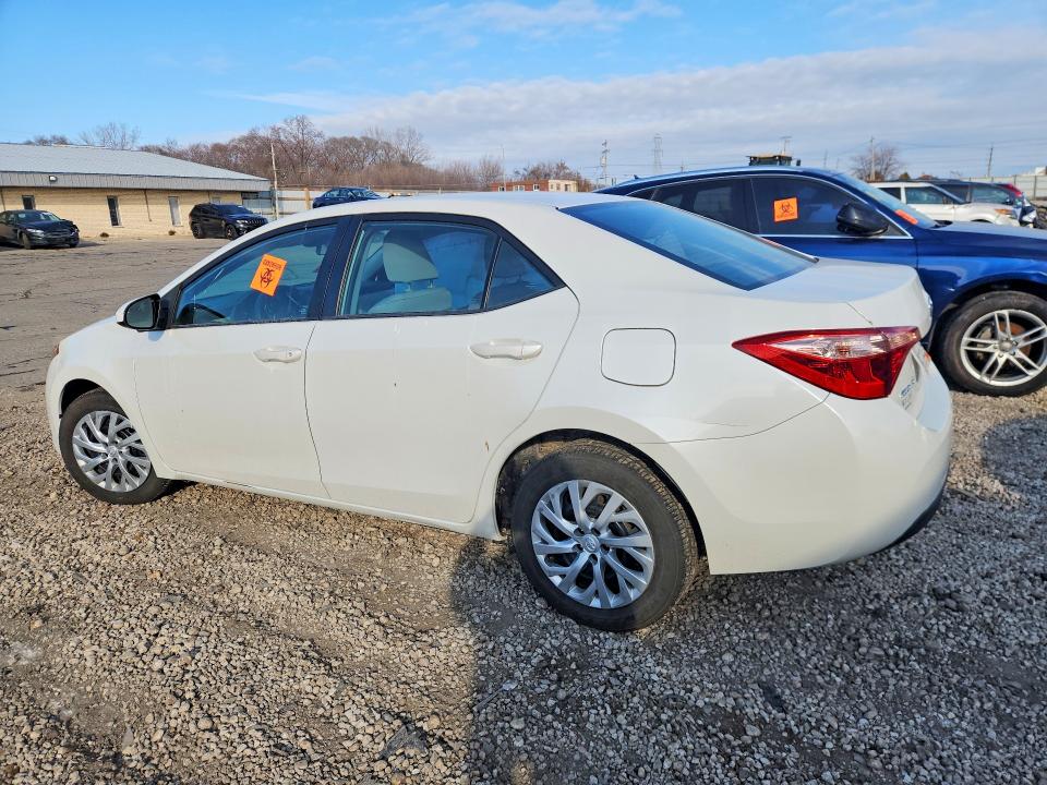 Photo 2 from auction – 2017 TOYOTA COROLLA with VIN 5YFBURHE1HP724024