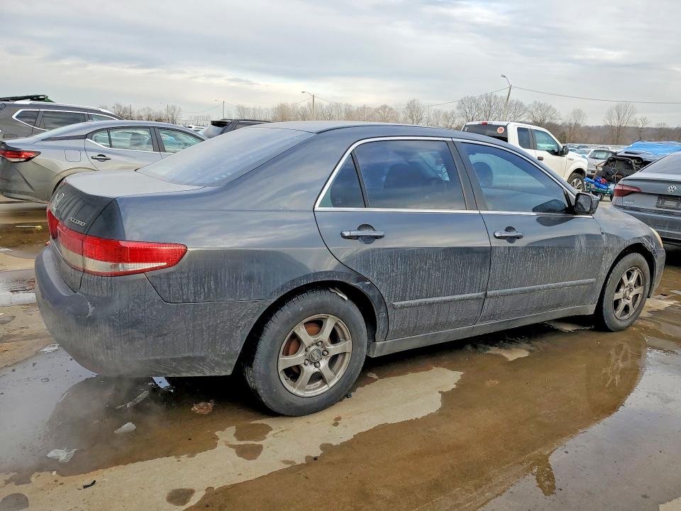 Photo 3 from auction – 2004 HONDA ACCORD with VIN 1HGCM56394A141246
