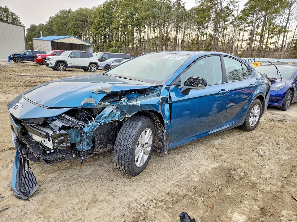 TOYOTA CAMRY 2025 with VIN 4T1DAACK7SU631238 - Photo from auction