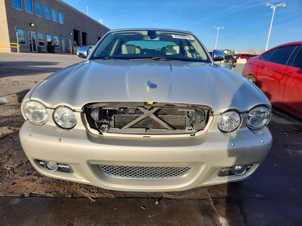 Photo 5 from auction – 2009 JAGUAR XJ PORTFOL with VIN SAJWA94C79TH29919