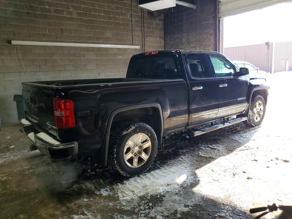 صورة رقم 3 من المزاد - 2015 GMC SIERRA K15 مع VIN 1GTV2VEC3FZ444901