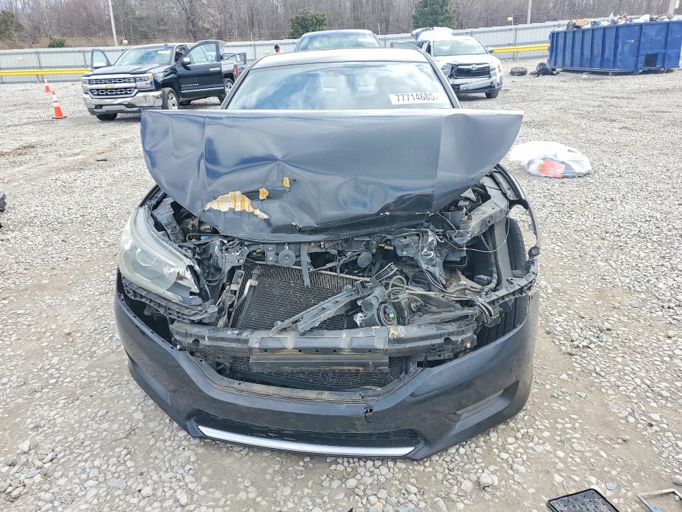 Photo 5 from auction – 2015 HONDA ACCORD with VIN 1HGCR2F50FA209437