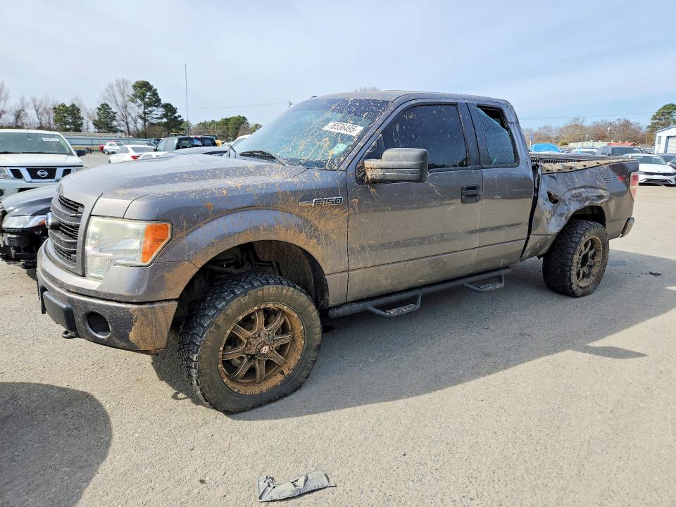 FORD F150 2013 with VIN 1FTFX1EF3DFC32152 - Photo from auction